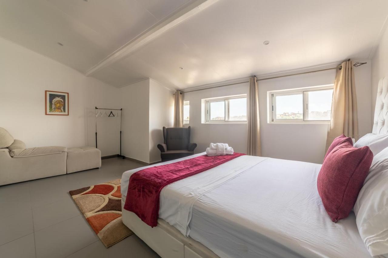 A Casa Da Mizi Hotell Praia Exteriör bild